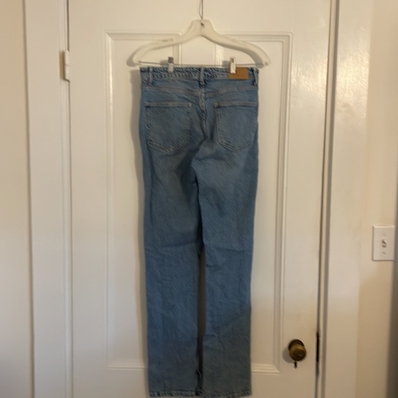 Zara Straight Leg Jeans - Picture 3 of 4